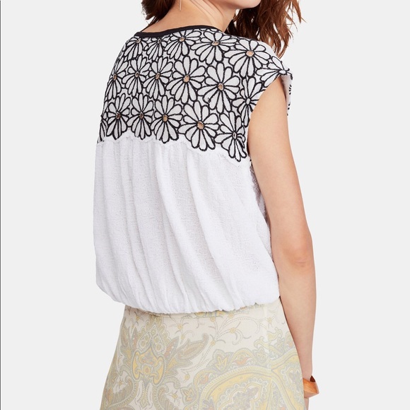 NWT Free💕People Georgia Bubble Hem Top in Ivory - Picture 8 of 8